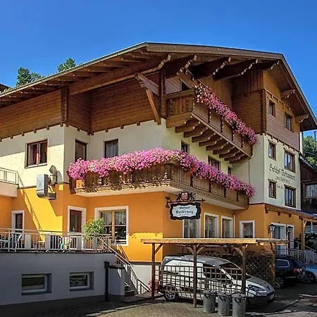 Zum Kaiserweg 3*