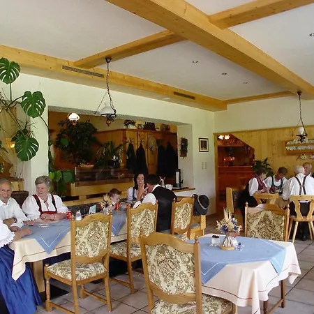 Zum Kaiserweg Hotel