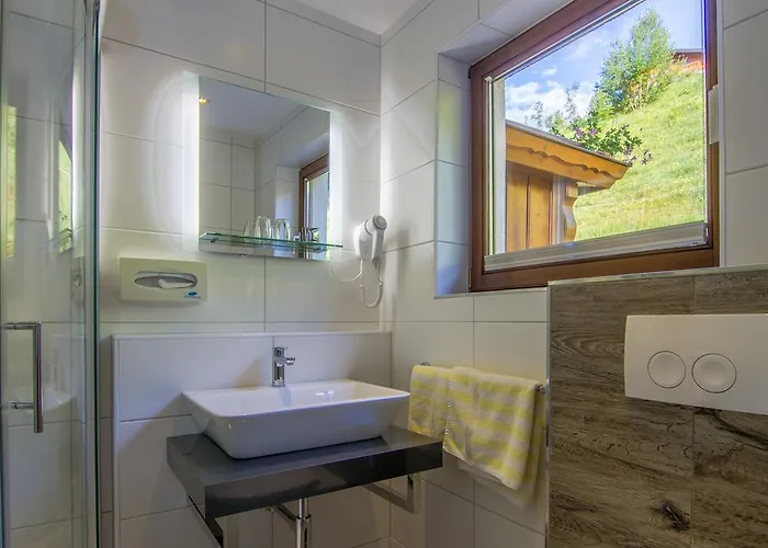 Zum Kaiserweg سخلادميخ