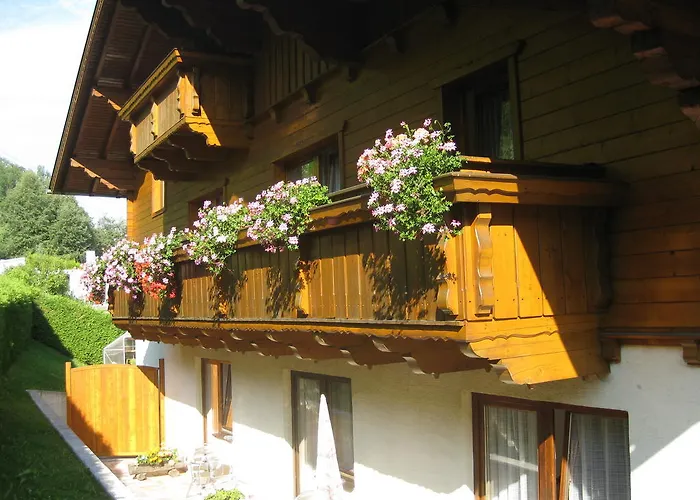 Zum Kaiserweg 호텔